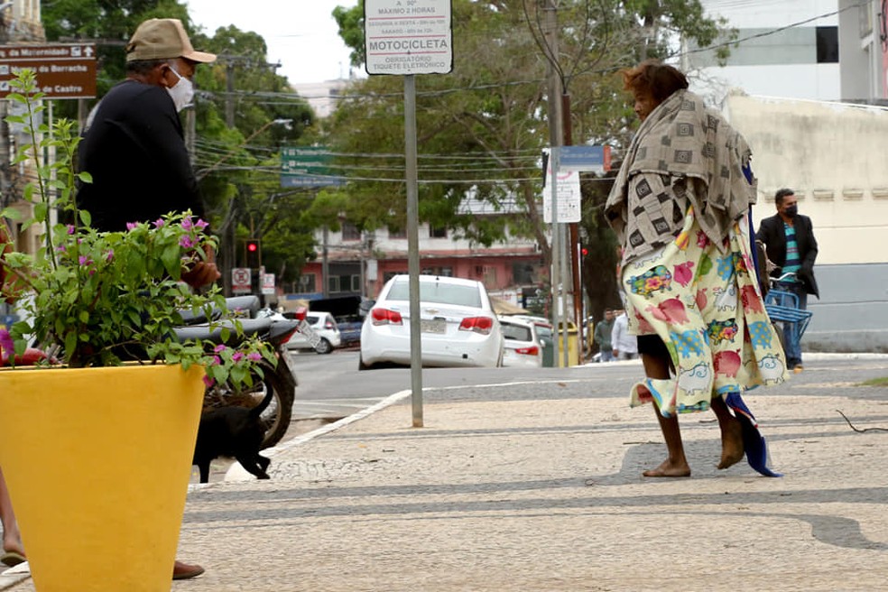 Moradores de rua sofreram com as baixas temperaturas no estado — Foto: Marcos Vicentti/ Arquivo pessoal