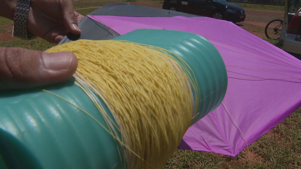 Linha de pipa com cerol &mdash; Foto: TV Globo/Reprodu&ccedil;&atilde;o