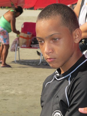 Raphael dos Santos Nascimento foi diagnosticado com paralisia cerebral (Foto: Mariane Rossi/G1)