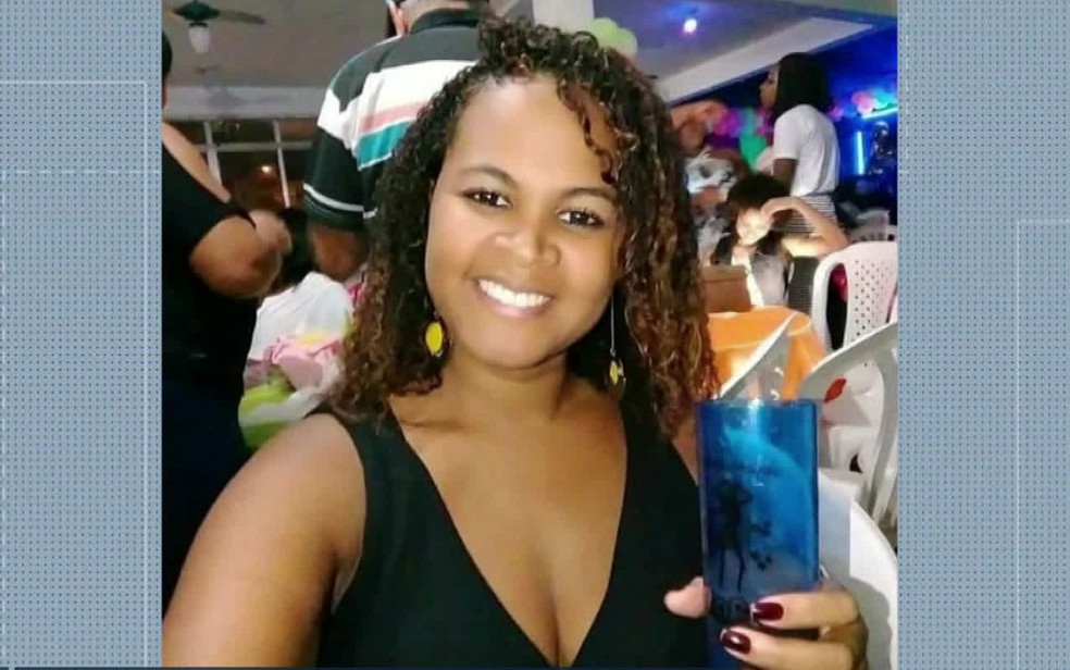 Tamires Bandeira foi morta há um ano no Complexo do Alemão — Foto: Reprodução / TV Globo