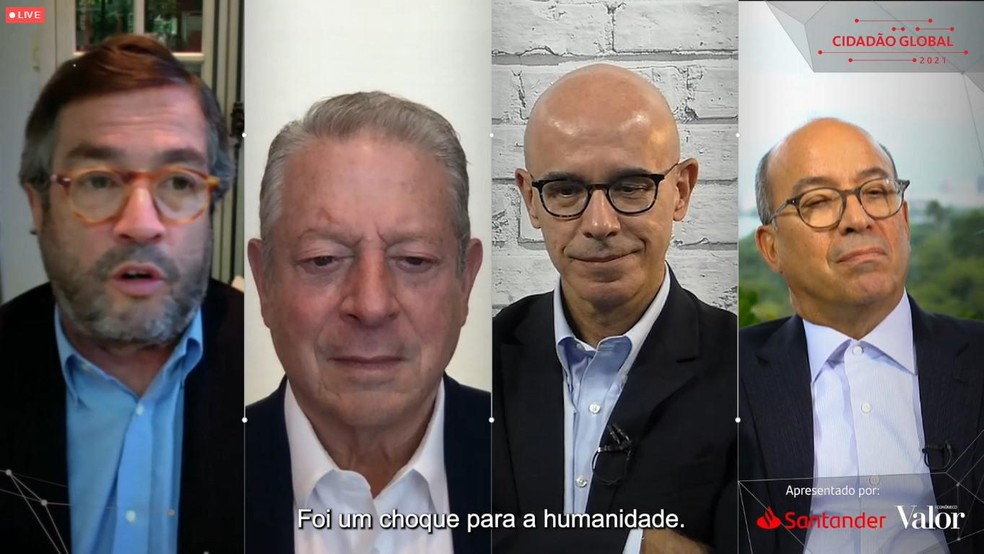 Talk show com Al Gore, Sérgio Rial e José Roberto Marinho, mediado por Luis Alberto Moreno — Foto: Reproducao/Youtube