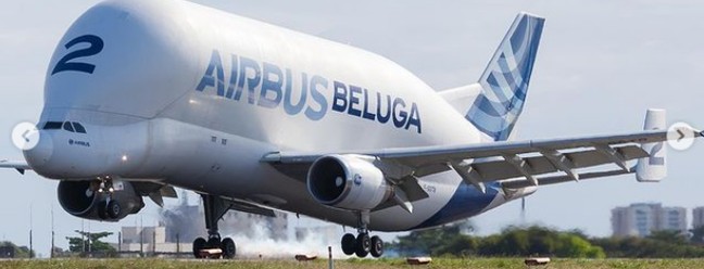 Avião Beluga deixou Fortaleza com destino a São Paulo na manhã desta segunda-feira (25) — Foto: Instagram Airbus/R. Cozzato