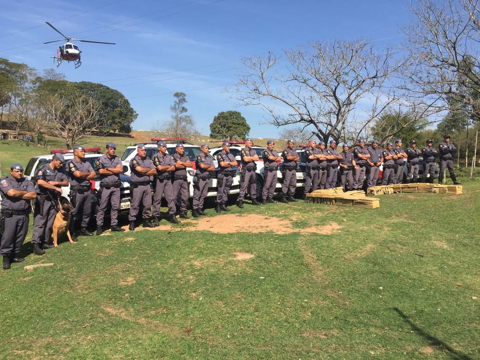 Operação foi realizada pela Polícia Militar (Foto: Murilo Zara/TV Fronteira)