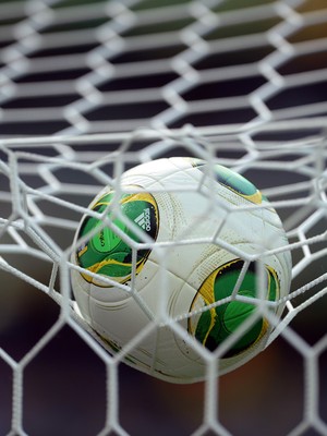 Cafusa, bola criada pela Adidas para a Copa das Confederações de 2013 (Foto: Getty Images)