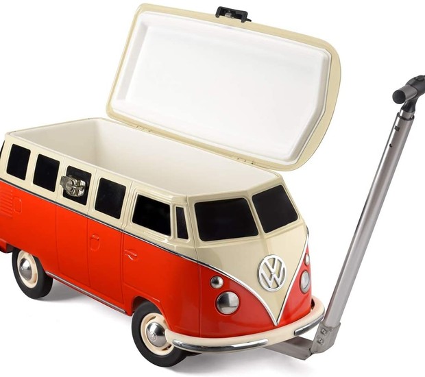 Cooler VW Cool Box foi licenciado pela Volkswagen (Foto: Reprodução/ Board Masters/ Amazon)
