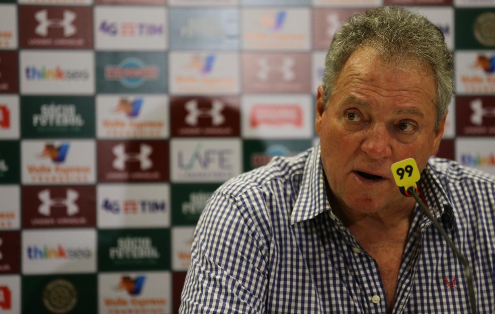 Abel Braga em coletiva após Fluminense x Botafogo (Foto: Lucas Merçon / Divulgação)