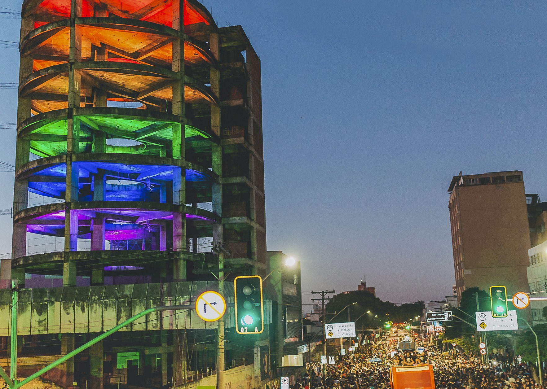 Projeto busca apoio para transformar Copan em bandeira LGBT+ na Parada (Foto: Divulgação)