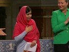 Malala volta ao Paquistão pela primeira vez após ser baleada