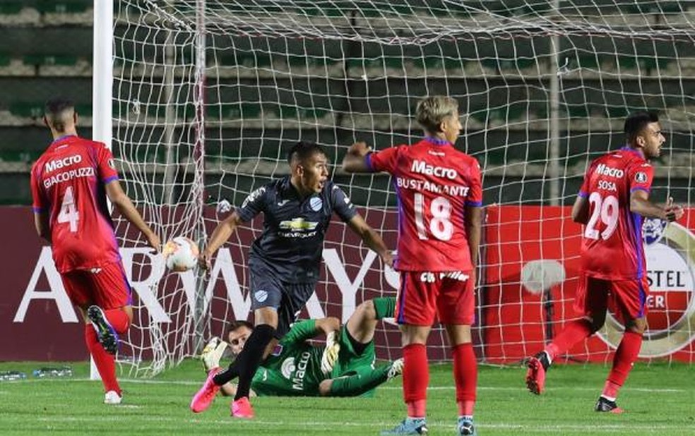 Para antecipar treinos, adversário do Palmeiras na Libertadores deve fazer atividades fora do país