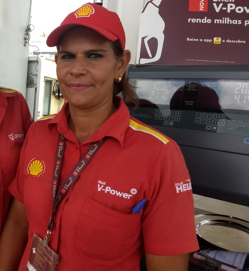 Os olhos verdes de Michele Cristini são alvos de constantes elogios e brincadeiras (Foto: Aline Nascimento/G1)