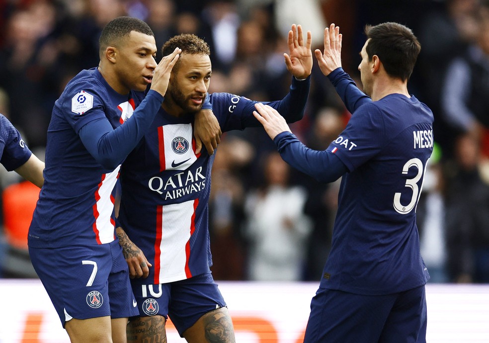 Trio Mbappé, Neymar e Messi joga o PSG para o topo da lista de maiores folhas salariais do mundo — Foto: Reuters