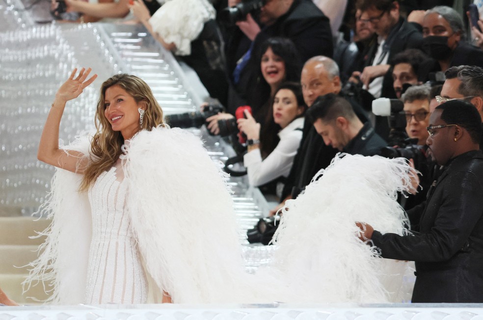 Gisele Bündchen no Met Gala 2023 — Foto: Brendan Mcdermid/Reuters