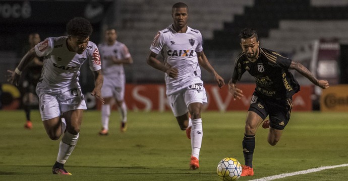 Ponte Preta x Atlético-MG Copa do Brasil (Foto: Fabio Leoni / PontePress)