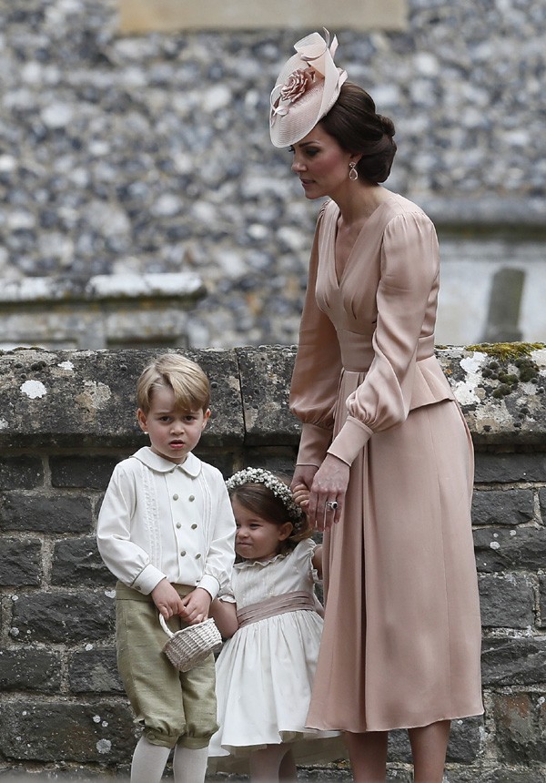 Kate Middleton com os filhos George e Charlotte (Foto: Getty Images)