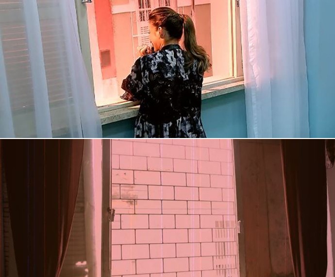 A casa da vó de Claudia Leitte foi recriada no quadro 'Visitando o Passado'; a foto de cima traz a cantora na janela recriada que ela fazia de palco; abaixo, a original (Foto: TV Globo / Caldeirão do Huck)