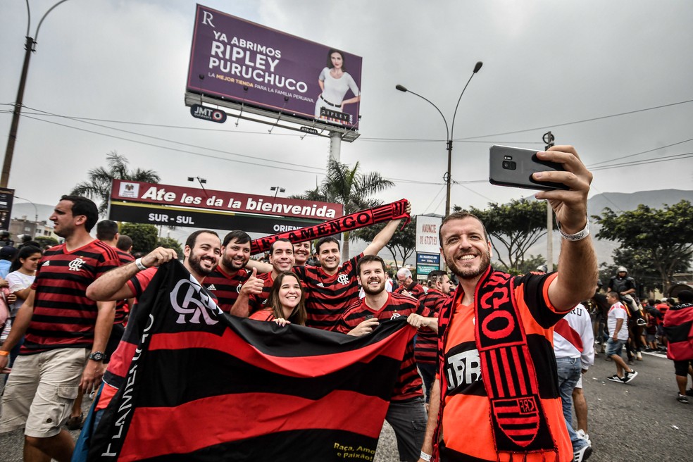 Torcedores do Flamengo em Lima, Peru &mdash; Foto: Ag&ecirc;ncia Estado