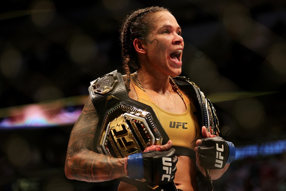 gettyimages-1411925913 UFC 277: Monteirense Amanda Nunes ruge mais alto e retoma o cinturão peso-galo