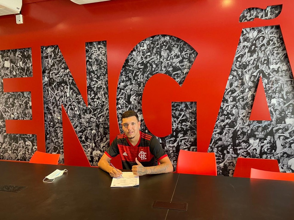 Flamengo contrata destaque do Juventude para reforçar o time sub-20