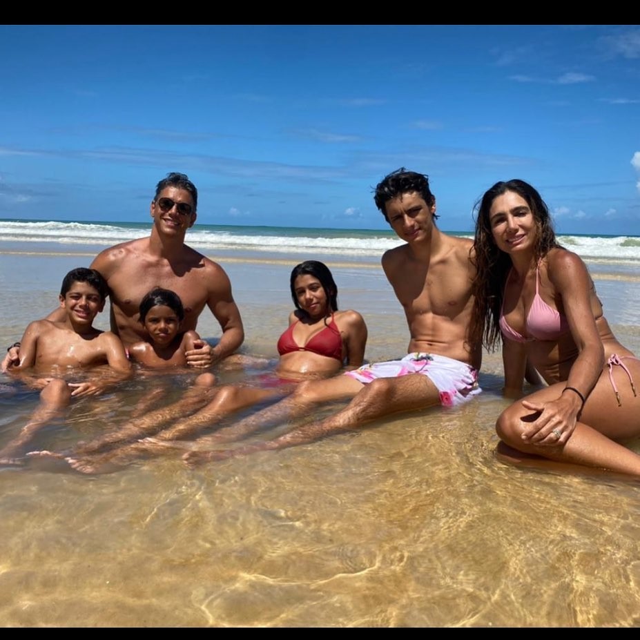 Marcio Garcia e família (Foto: Reprodução / Instagram)