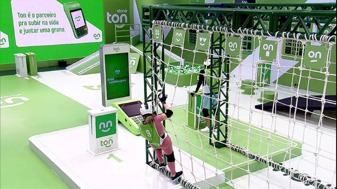 Amanda e MC Guimê não conseguiram bater o tempo de "Cara de Sapato" (Foto Reprodução/Globo)