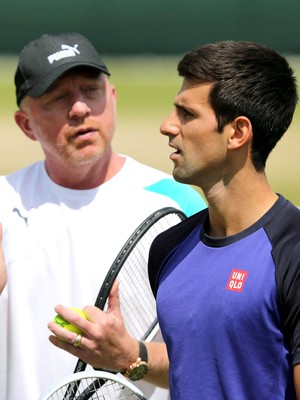 tênis Djokovic e Boris Becker treino (Foto: Agência EFE)