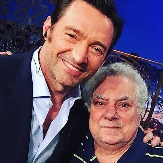 Isaac Bardavid, dublador de Wolverine no Brasil, ao lado de Hugh Jackman (Foto: Reprodução/Instagram)