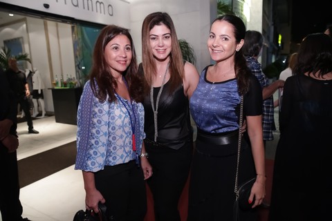 Heloísa Peluso,  Ana Lucia Santana e Izabela Menezes 