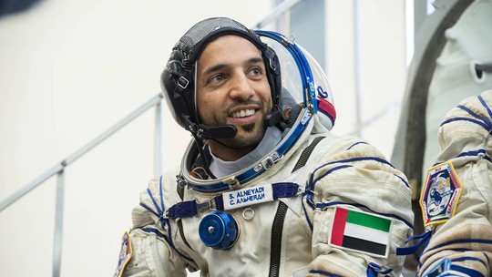 'Sultão do Espaço' faz História ao se tornar primeiro astronauta árabe a fazer caminhada espacial