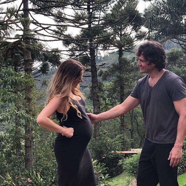 Gabriel Braga Nunes e Isabel Nascimento esperam segunda filha (Foto: Reprodução/Instagram)