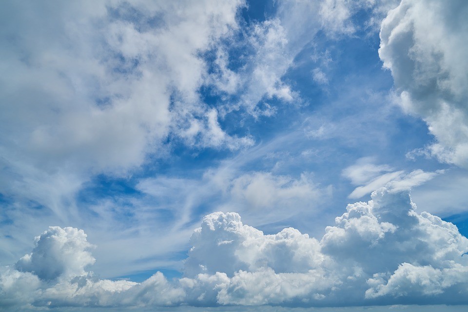 Essência de formação das nuvens é a mesma: condensação de água no ar da atmosfera (Foto: Max Pixel/Creative Commons)