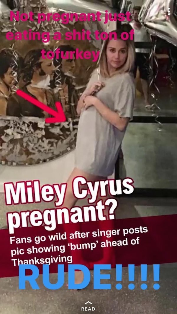 A foto na qual Miley Cyrus diz não estar grávida, que apenas comeu demais (Foto: Twitter)