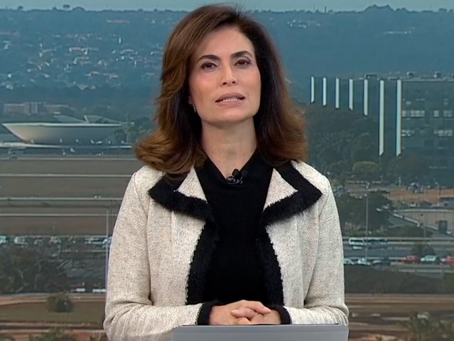 Figurino de Giuliana Morrone causa confusão entre internautas (Foto: Reprodução/TV Globo)