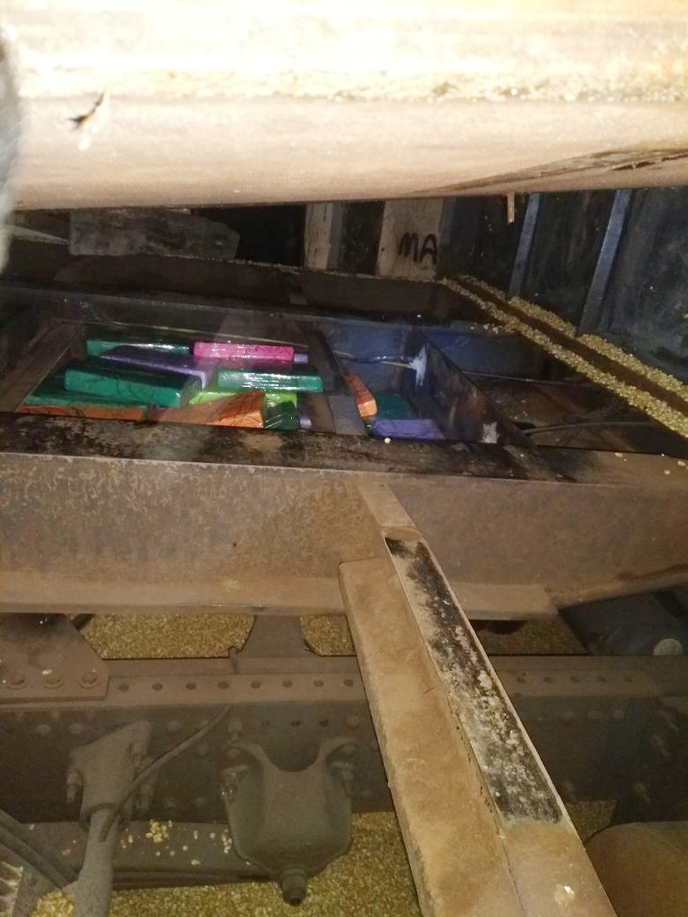 Carga de cocaína foi apreendida em Rosana (Foto: Cedida/Polícia Militar Rodoviária)