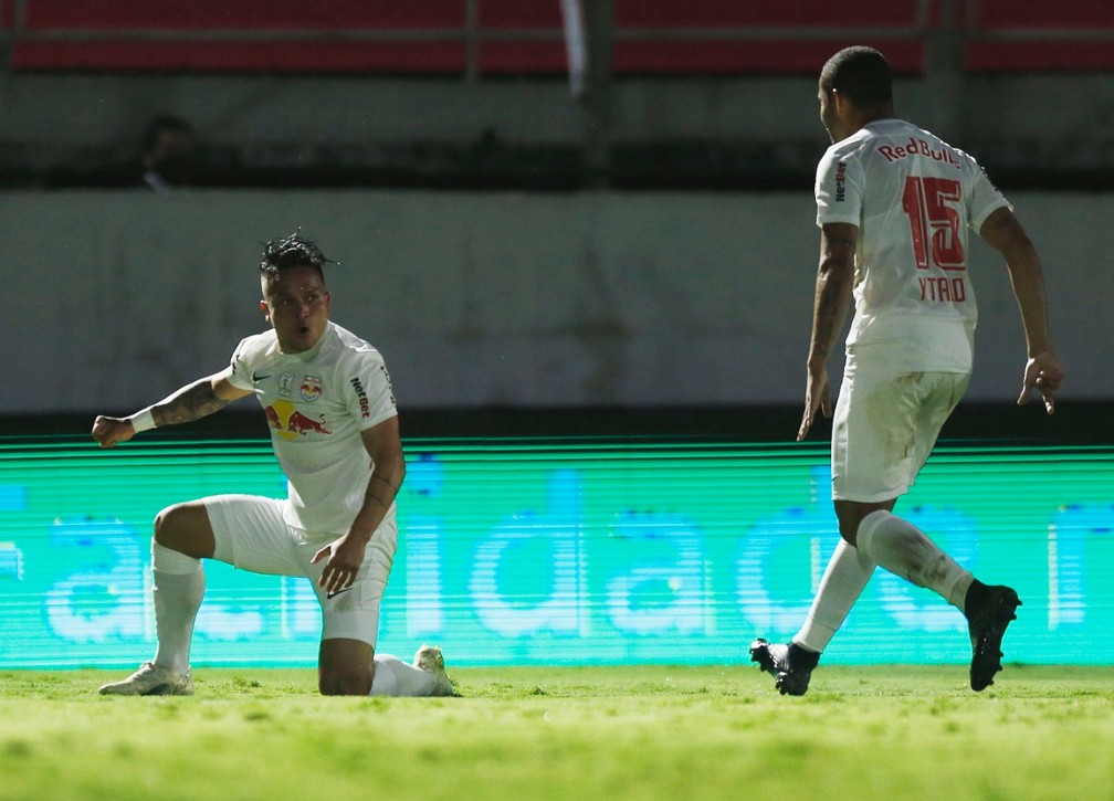 Artur comemora gol do Bragantino contra o São Paulo — Foto: Ari Ferreira/Red Bull Bragantino