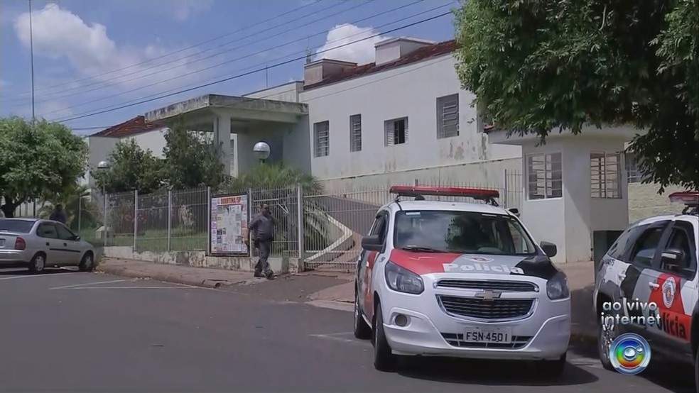 Justiça determina intervenção na Santa Casa de Duartina por dívida de R$ 3 milhões — Foto: TV TEM/Reprodução