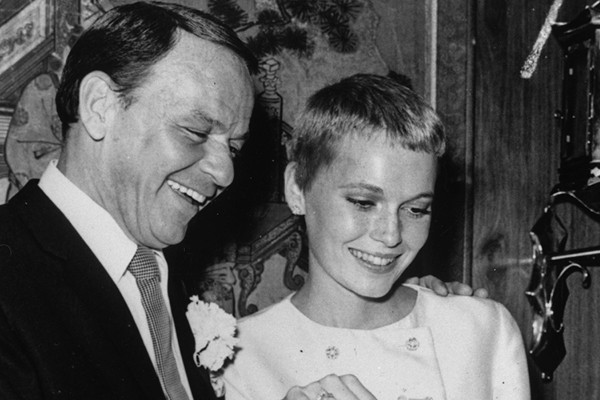 Frank Sinatra e Mia Farrow (Foto: Getty Images)