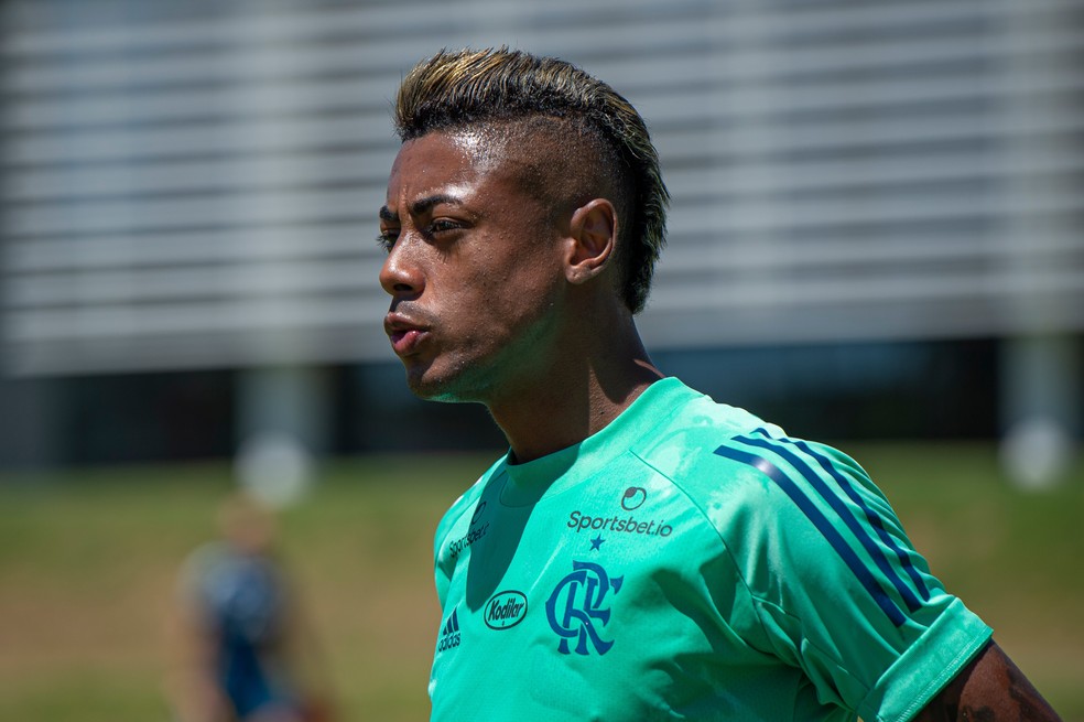 Bruno Henrique no treino desta quarta, no Ninho — Foto: Alexandre Vidal/Flamengo
