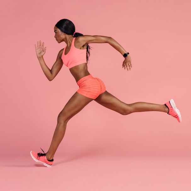Exercícios X menstruação: como o ciclo menstrual pode afetar a sua rotina  de treinos - Revista Glamour | Saúde
