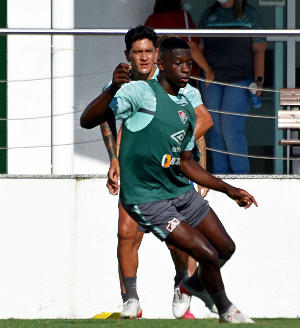 Cano e Luiz Henrique no treino do Fluminense — Foto: Mailson Santana/FFC