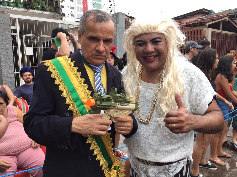 Carnaval 2019 Politica Inspira Fantasias De Carnaval Fotos Carnaval 2019 G1