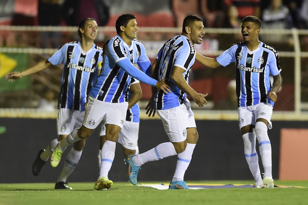 Diego Souza marcou o último gol do Grêmio na Série B, em empate contra o Ituano — Foto: Mauro Horita/Grêmio