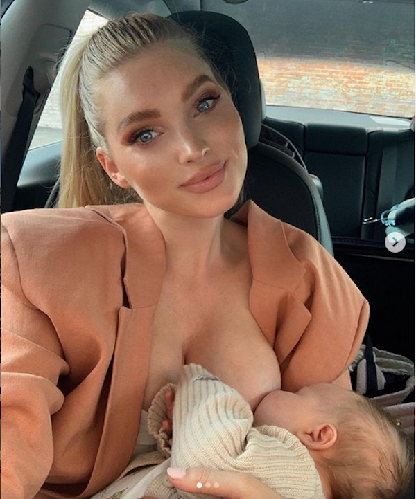 A modelo sueca Elsa Hosk amamentando a filha (Foto: Instagram)