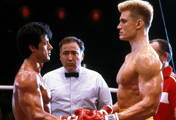 Numa cena de luta em 'Rocky IV' (1985), o sueco Dolph Lundgren seguiu as orientações do diretor, roteirista e protagonista do filme, Sylvester Stallone, e atingiu o 