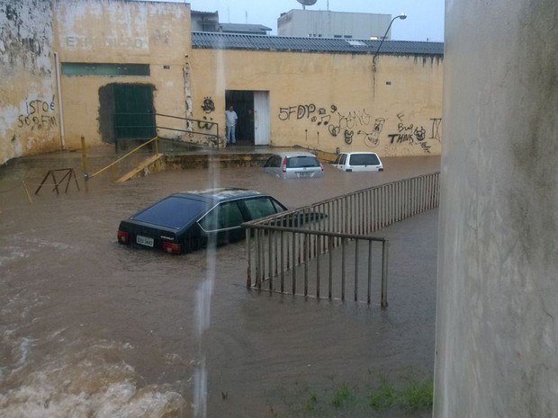 Bombeiros não registraram feridos durante chuva (Foto: Arquivo Pessoal)