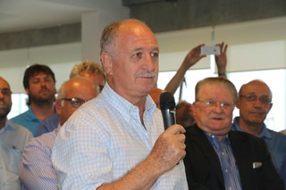 Felipão desconhece oferta peruana e exalta projeto a longo prazo no Grêmio