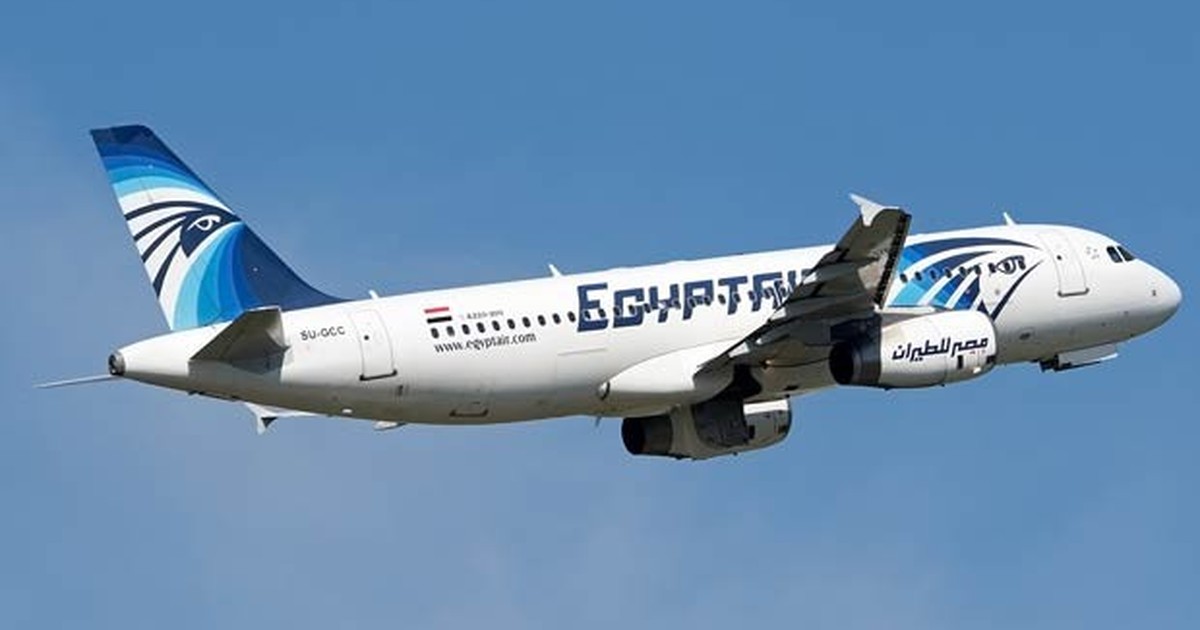 Fonte forense egípcia admite explosão no avião da EgyptAir