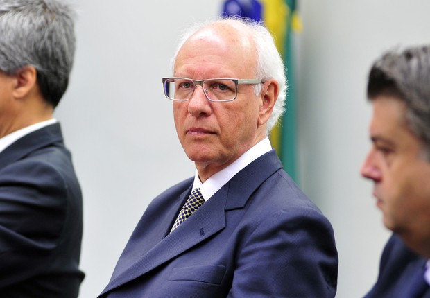 O vice-presidente da Engevix, Gerson de Mello Almada, é ouvido na CPI da Petrobras que investiga esquema de corrupção na estatal (Foto: Zeca Ribeiro/Câmara dos Deputados)