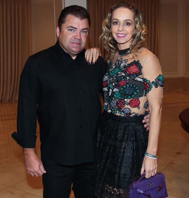 O casal Débora e Marcos Quintella (Foto: Manuela Scarpa/Brazil News)