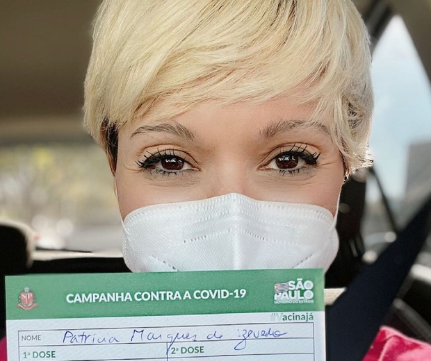 Patrícia Marx é vacinada contra Covid-19 (Foto: Reprodução/Instagram)