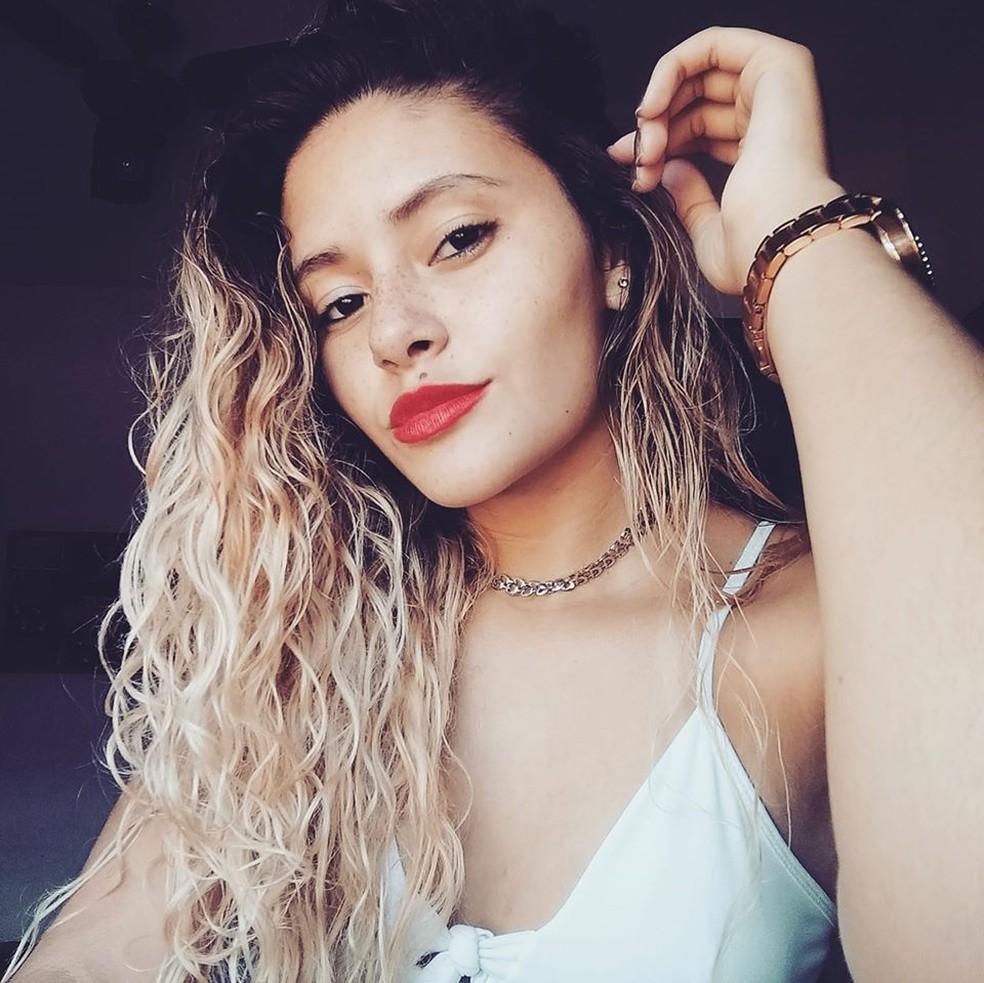 Thaissa Castro tinha 21 anos e era estudante de Educação Física — Foto: Reprodução/Redes sociais